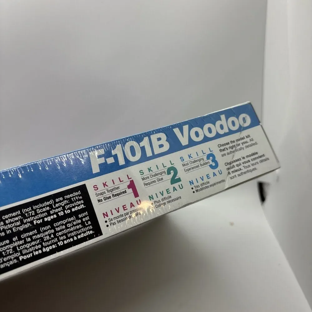 NEW Vintage McDonnell F-101B Voodoo Vintage by Revell in 1/72 scale from 1992
